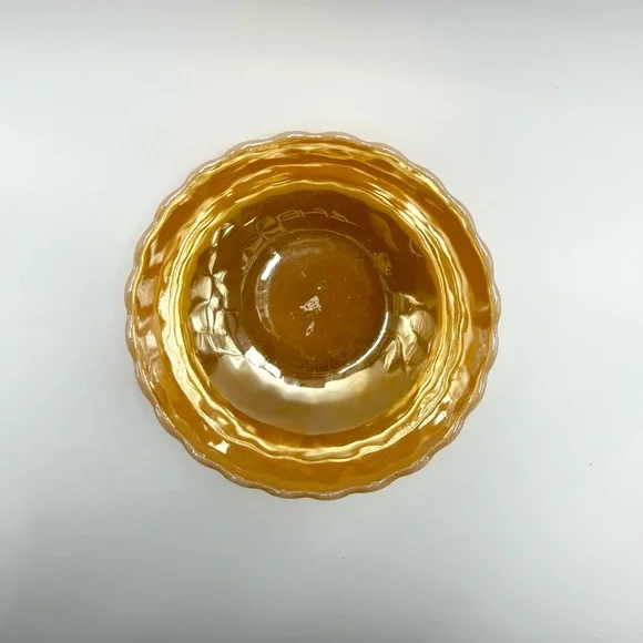 🔥👑⚓️🍑🧡🤍Fire King Anchor Hocking - Vintage Peach Lustre Large Bubble Bowl. - Picture 4 of 16